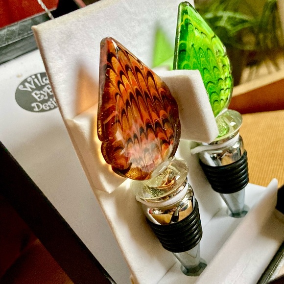 Glass Wine Stopper Gift Set - Picture 3 of 5